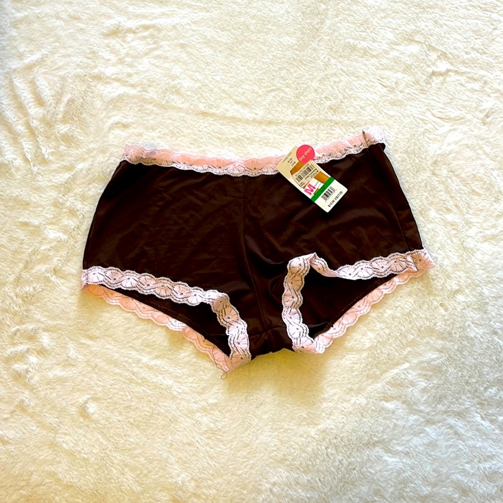 Women’s Lingerie